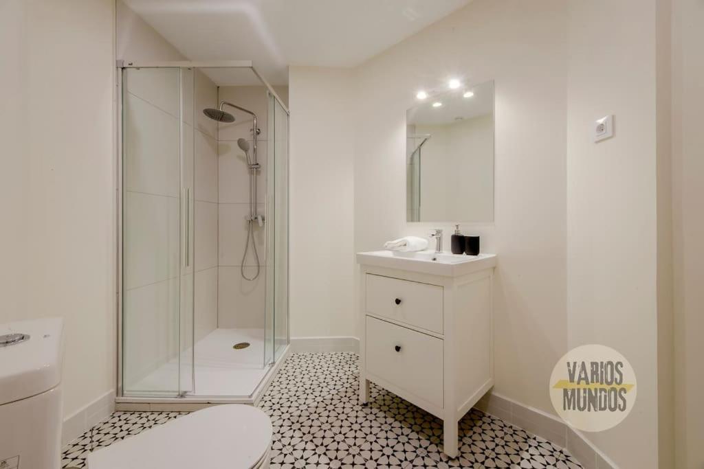 Cool Y Centrico Apt 6Px En Plena Plaza Del Carmen E2 Madrid Exteriör bild