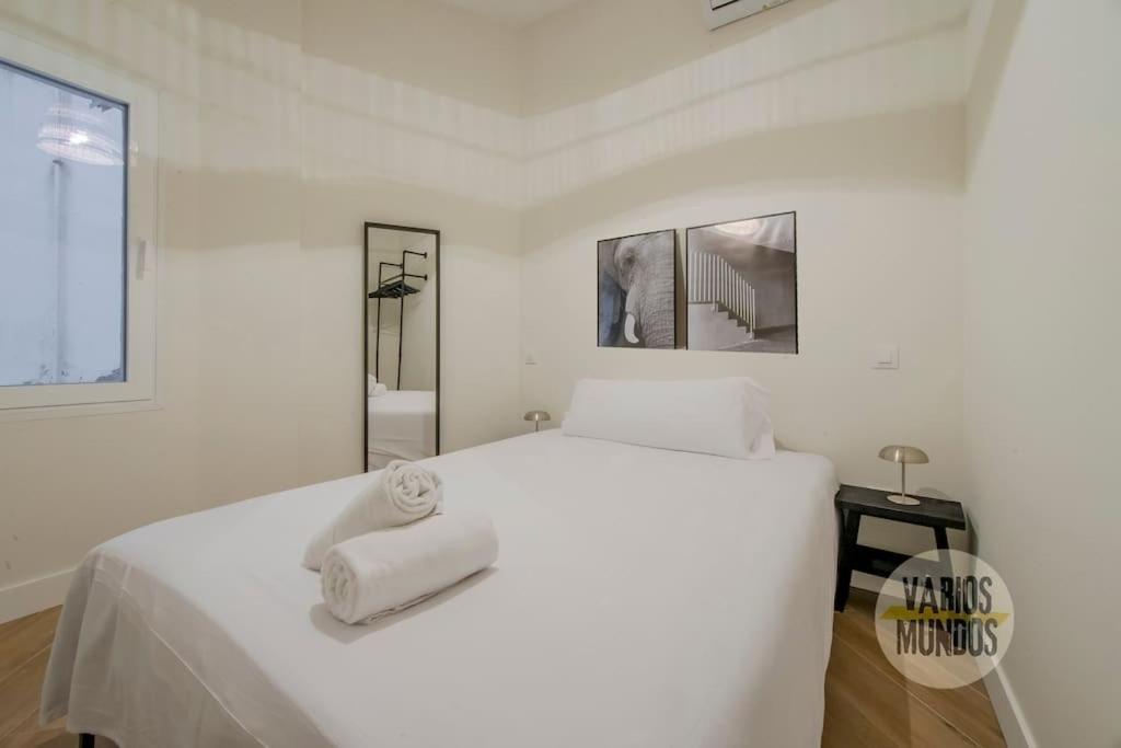 Cool Y Centrico Apt 6Px En Plena Plaza Del Carmen E2 Madrid Exteriör bild